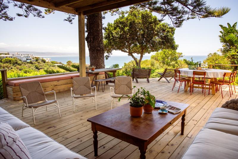 To Let 5 Bedroom Property for Rent in Hobie Beach Western Cape